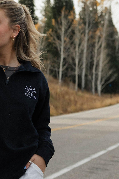 Wander Unisex fleece pullover - Wander Trails